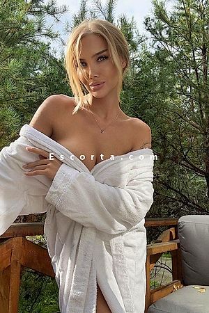 Elie - Escort girls Milano