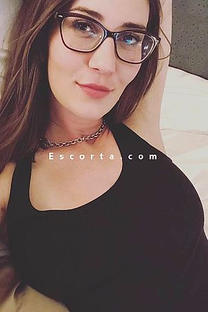 Anna81 - Donna cerca uomo Acerra