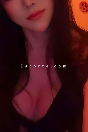 Elena - Asti Escorts