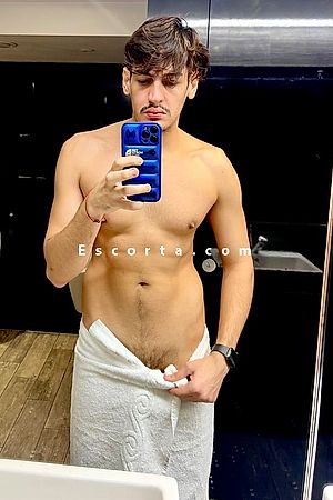 Lucca 9,5 XXL - Male escorts Roma