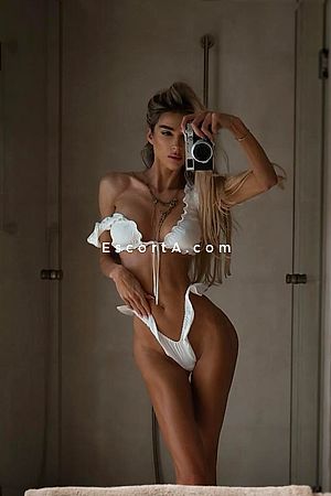 Anelyss Foto #2