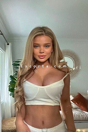 Milana Foto #3