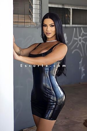 Bella Bertassi - Shemale Escorts Milano