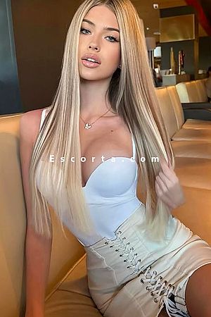 Serenità - Escort girls Milano