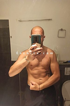 Jappi - Male escorts Riccione