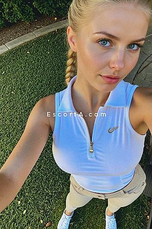 GIA - Milano Escorts