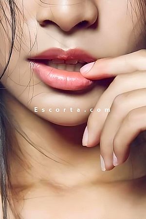 Esia - Escort Rimini
