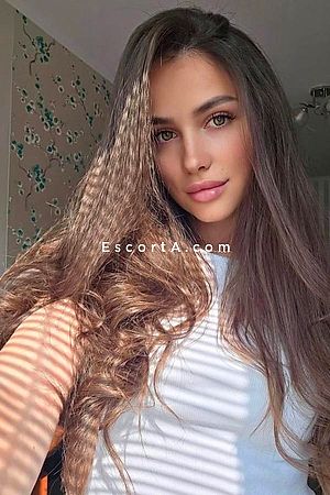 ERIN - Milano Escorts