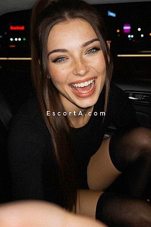 ERIN - Escort Milano