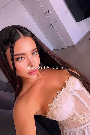 IRIS - Escort Milano