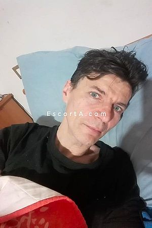 NIKOESKORT MILANO - Como Boy Escorts