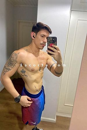 Gustavix - Male escorts Bologna