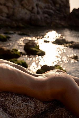 Fox Real Profile - Napoli Escorts