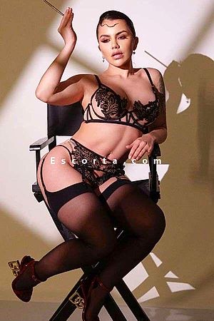 Camille - Escort girls Genova