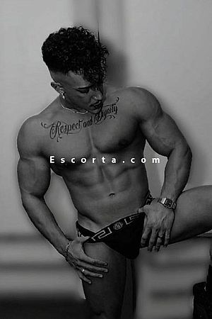 Anthon - Male escorts Milano