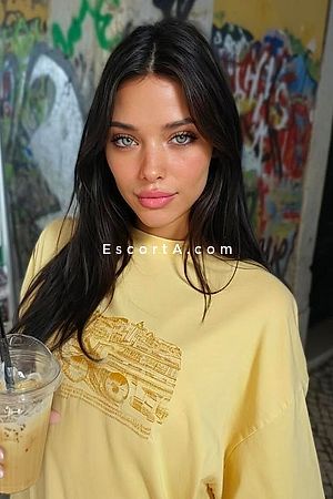 Ardis - Milano Escorts