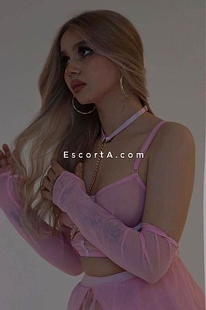 Isabella - Milano Escorts