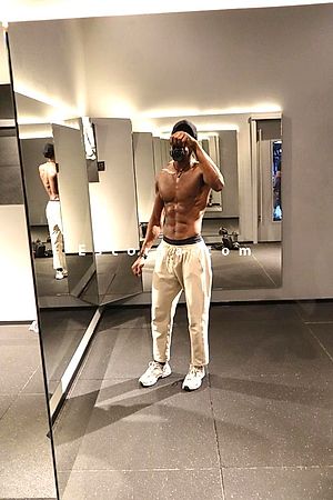 Youssouf - Male escorts Milano