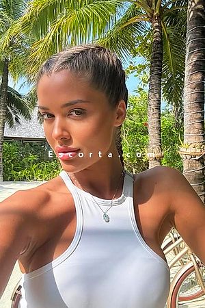 LOLA - Milano Escorts