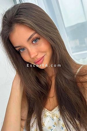 Elida - Roma Escorts