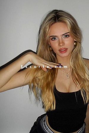 Lizzi Foto #3