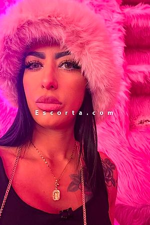 Alessandra M Foto #2