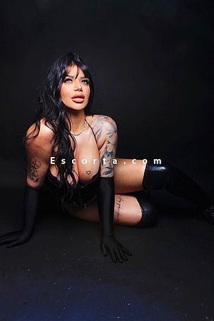 Ela Foto #2