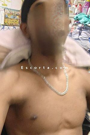 Aadiano - Roma Escorts