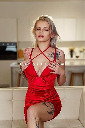 Eliana - Alba Escorts