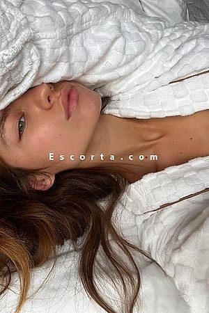 Nika - Milano Escorts