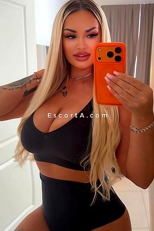 Maria Photo #3