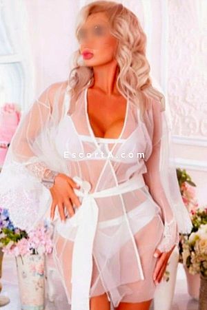 Roxana - Fermo Escorts
