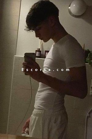 Ali Foto #2