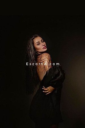 Laura Sexy - Udine Escorts