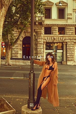 -Elenia-Secrets- Foto #2
