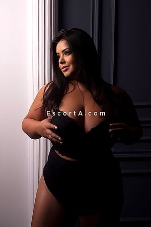 Julia - Escort Capri