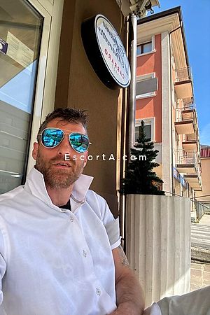Casanova - Uomo cerca donna Brescia