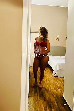 Coral - Escort San Cesareo