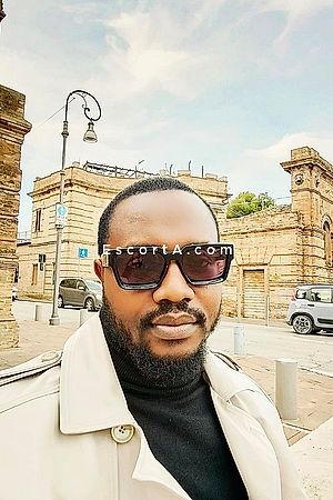 Mr Chizzy - Torino Boy Escorts