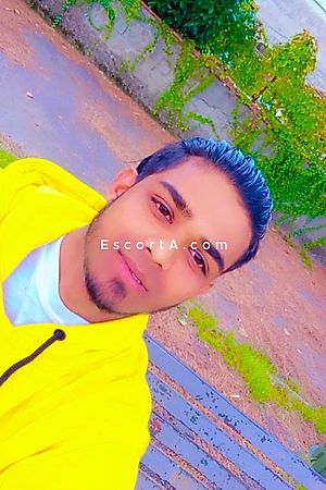 SAYMON BEPARI - Prato Boy Escorts