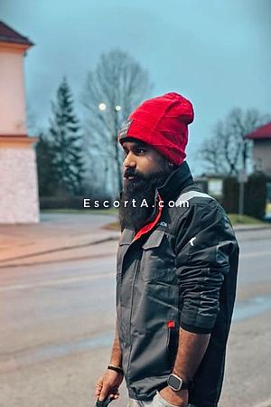 karthik - Napoli Boy Escorts