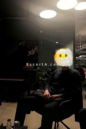 Weywe - Uomo cerca donna Firenze