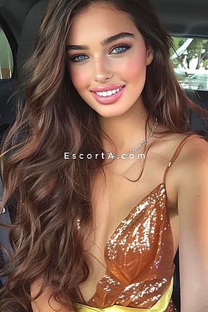 Bella - Escort Catania