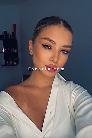 Alisa - Torino Escorts