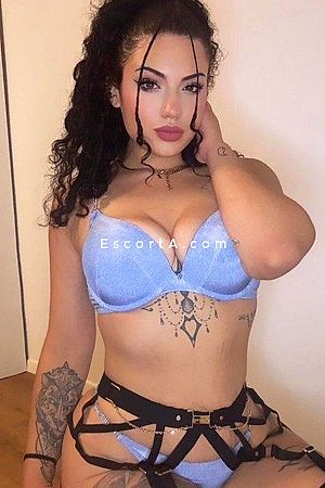 Alexia - Capri Escorts