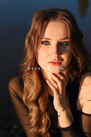 Ariana - Escort Roma
