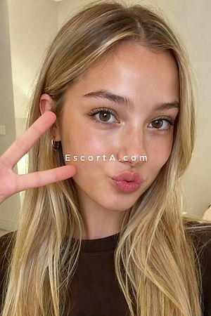 Viva - Milano Escorts