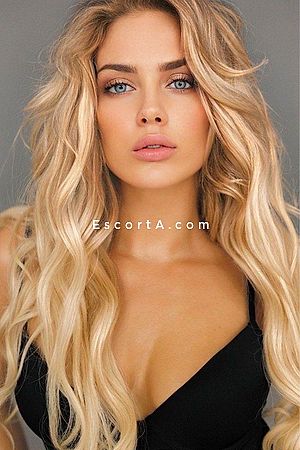 Dana - Escort Milano