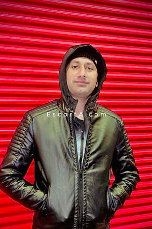 khani - Udine Boy Escorts