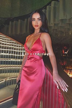 Sandra - Monza Escorts